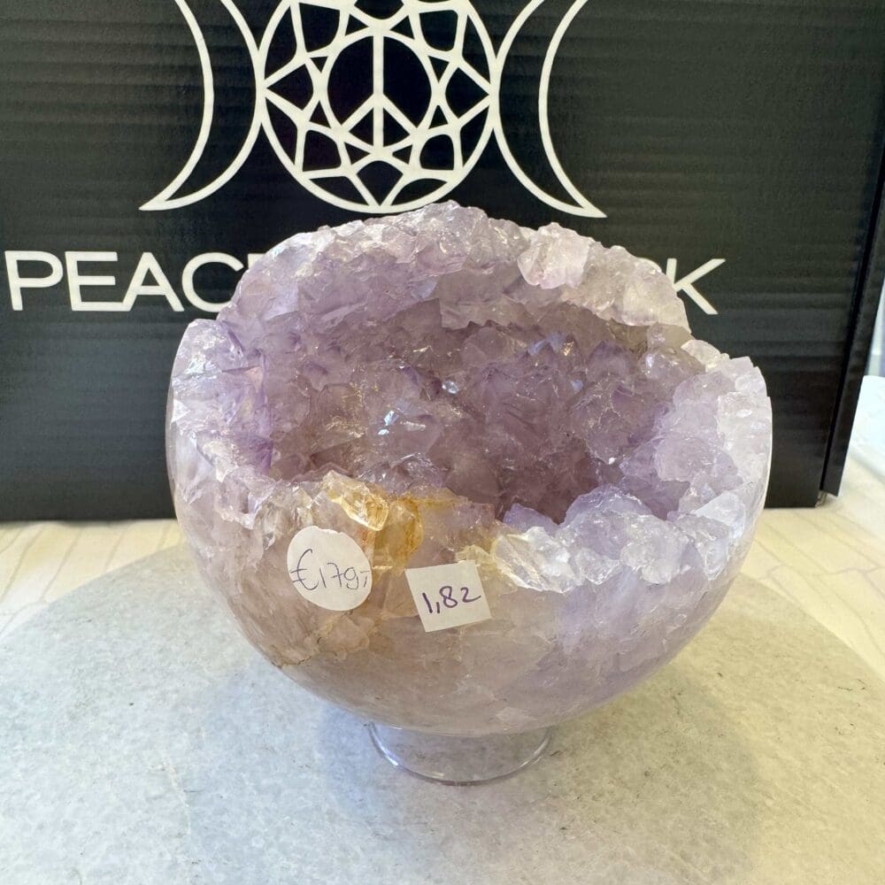 Roze Amethist sphere/bol (⌀12cm)